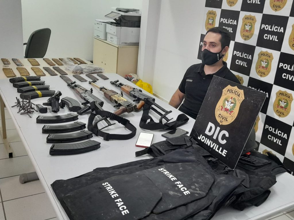 Polícia Civil de Santa Catarina apreende no litoral Norte verdadeiro