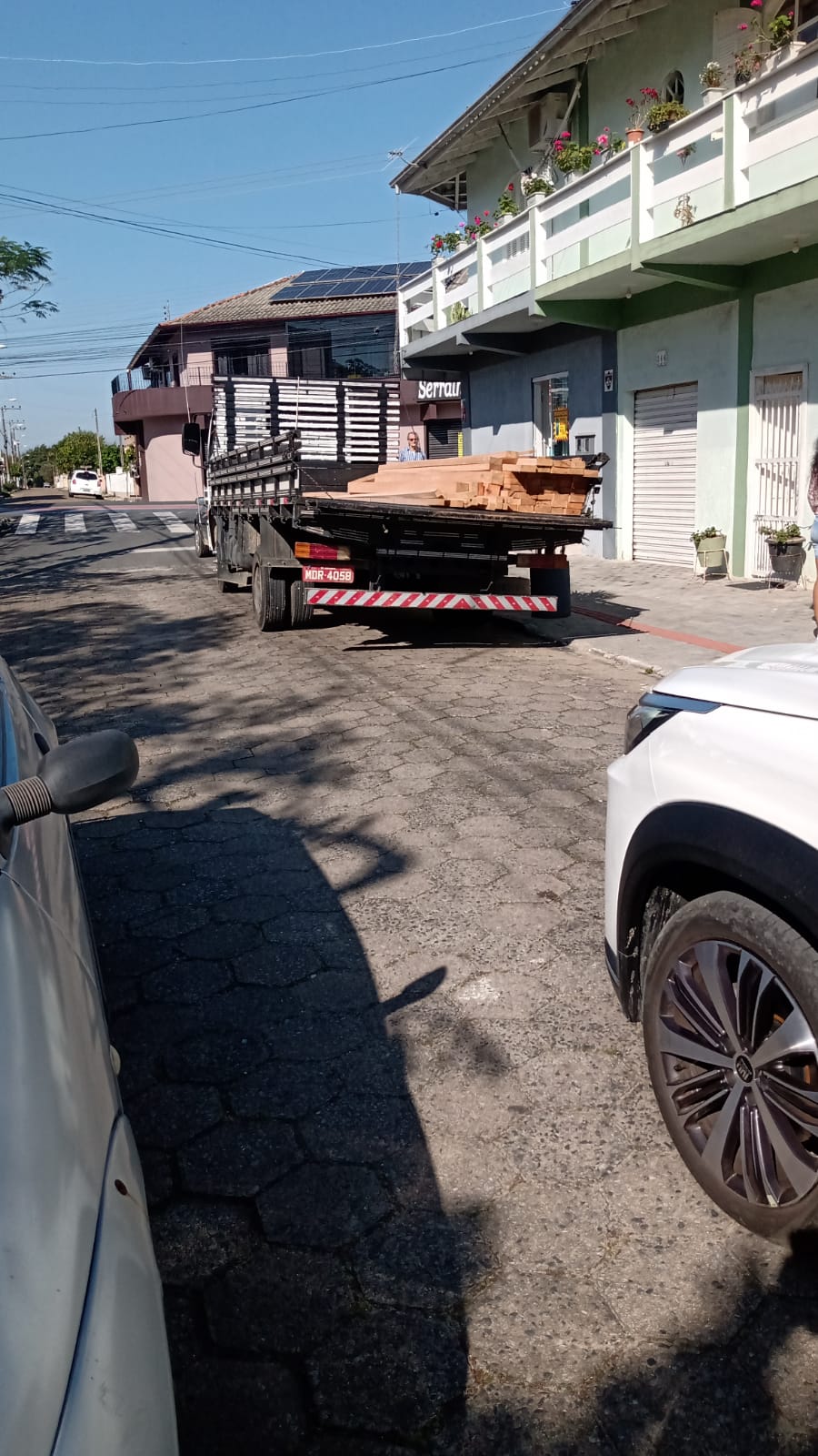 VÍDEO] Prefeito de Barra Velha sofre tentativa de agressão durante jogo de  futebol - Penha Online - Notícias de Penha (SC), Balneário Piçarras, Barra  Velha, Navegantes e região