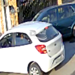 [VÍDEO] Penha: motorista dá cavalinho de pau, acerta veículo estacionado e deixa local do incidente