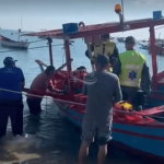 [VÍDEO] Pescador sofre fratura e amputação ao prender braço no guincho de barco em Penha