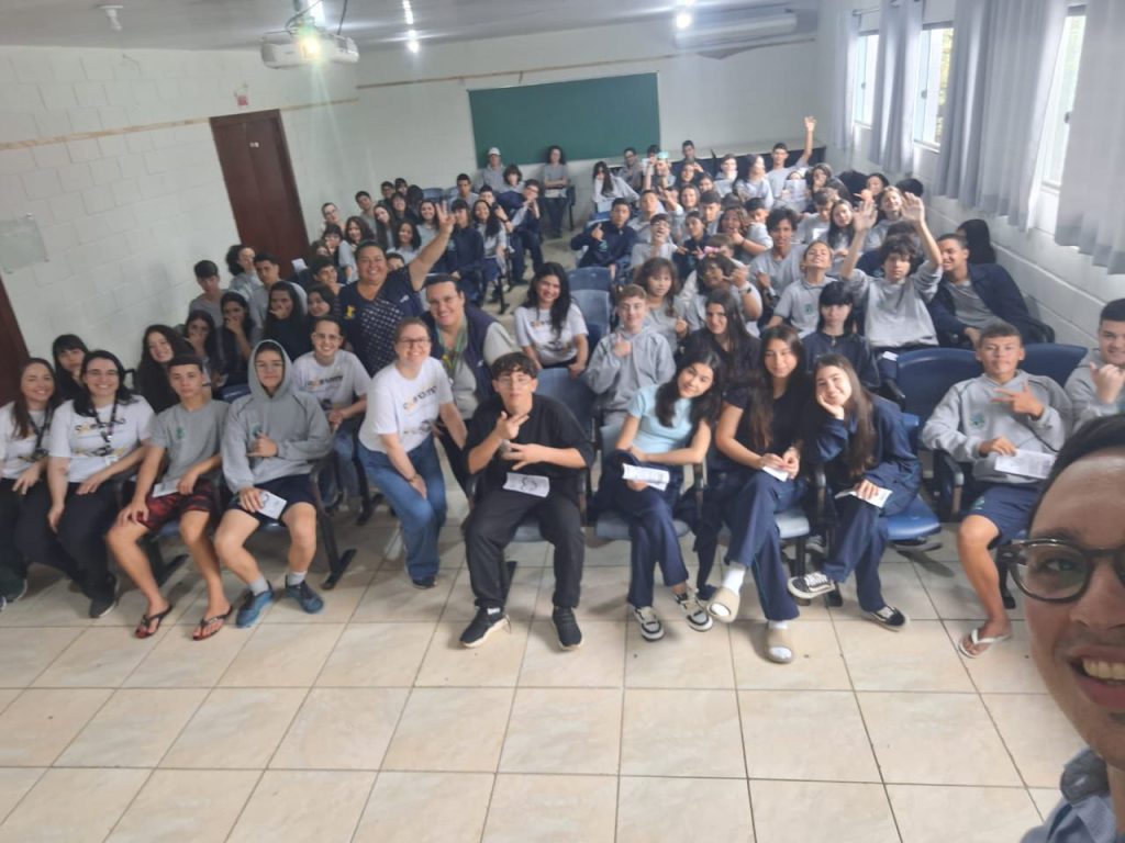 Setembro Amarelo: escolas municipais de Balneário Piçarras recebem ...