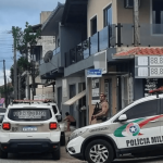 Homem e mulher foram presos em flagrante pela Polícia Militar