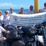 Associação dos Amigos e Moradores da Praia de Armação do Itapocoroy promove mutirão de limpeza neste domingo (08)