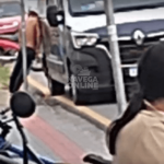 [VÍDEO] Moradora de Navegantes denuncia homem em situação de rua que age com agressividade em frente ao hospital