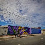 Intervenção em grafite renova paisagem no bairro Meia Praia em Navegantes