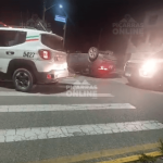 [VÍDEO] Trio é preso por receptação de veículo furtado; perseguição policial terminou com carro capotado
