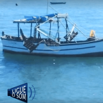 [VÍDEO] Barco é encontrado à deriva em Penha; pescador está desaparecido no mar