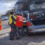 [VÍDEO] Mulher é encaminhada ao Pronto Atendimento com suspeita de Acidente Vascular Cerebral após colisão entre carros