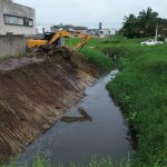 Secretaria de Obras de Balneário Piçarras intensifica limpeza preventiva diante da previsão de El Niño