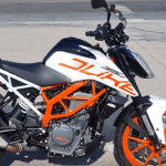Dono de oficina entrega motocicleta de cliente para agiota e veículo desaparece; proprietária busca informações sobre paradeiro da moto