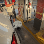Gasolina passa a ter mais etanol na mistura a partir desde sábado (1); entenda o que muda para o motorista
