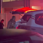 [VÍDEO] Motorista alcoolizada é presa após bater em cinco carros estacionados em via pública