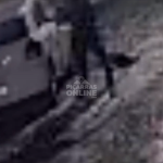 [VÍDEO] Câmera de segurança registra dupla furtando veículo