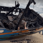 Campanha de arrecadação para pescador reformar barco destruído por fogo atinge aproximadamente 40% da meta