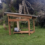 Penha: cães abandonados no mirante da Praia Vermelha ganham casinha