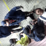[VÍDEO] Penha e Balneário Piçarras: andarilhos aterrorizam comerciantes e se escondem sob pontes