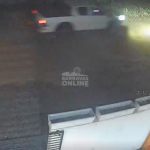 [VÍDEO] Tiros disparados por ocupantes de caminhonete assustam moradores durante a madrugada