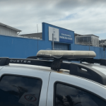 Mãe de estudante cobra Prefeitura de Penha após invasão à escola municipal