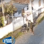 [VÍDEO] Polícia Militar de Penha prende homem após furto de fiação nas proximidades da Secretaria de Trânsito; receptador também foi localizado e detido