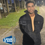 [VÍDEO] Polícia Militar de Penha prende homem que matou vítima com três tiros dentro de conveniência em Barra Velha