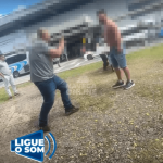 [VÍDEO] Taxistas “saem na mão” em frente ao aeroporto em Navegantes