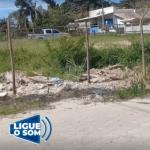 [VÍDEO] Vizinhos questionam obra parada de novo Centro Educacional Infantil de Penha