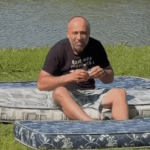 [VÍDEO] Homem foge de clínica de recuperação e familiares pedem apoio para reencontrá-lo